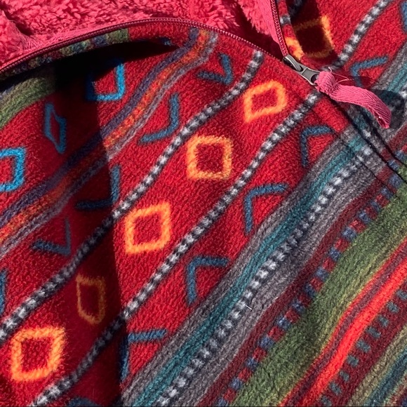 SOLD Jane Ashley Cozy Fleece Vest - Picture 6 of 7